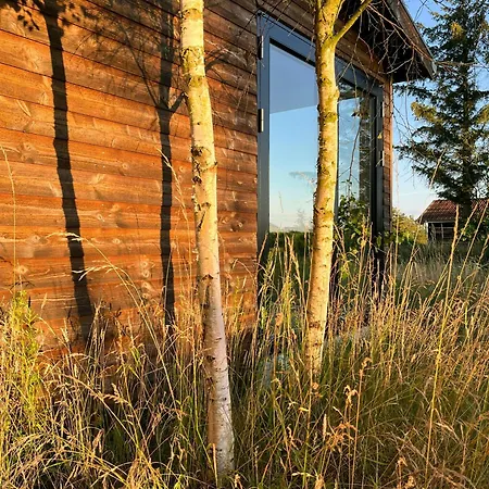 Charming Summer House With Wild Garden On Lolland Feriehus